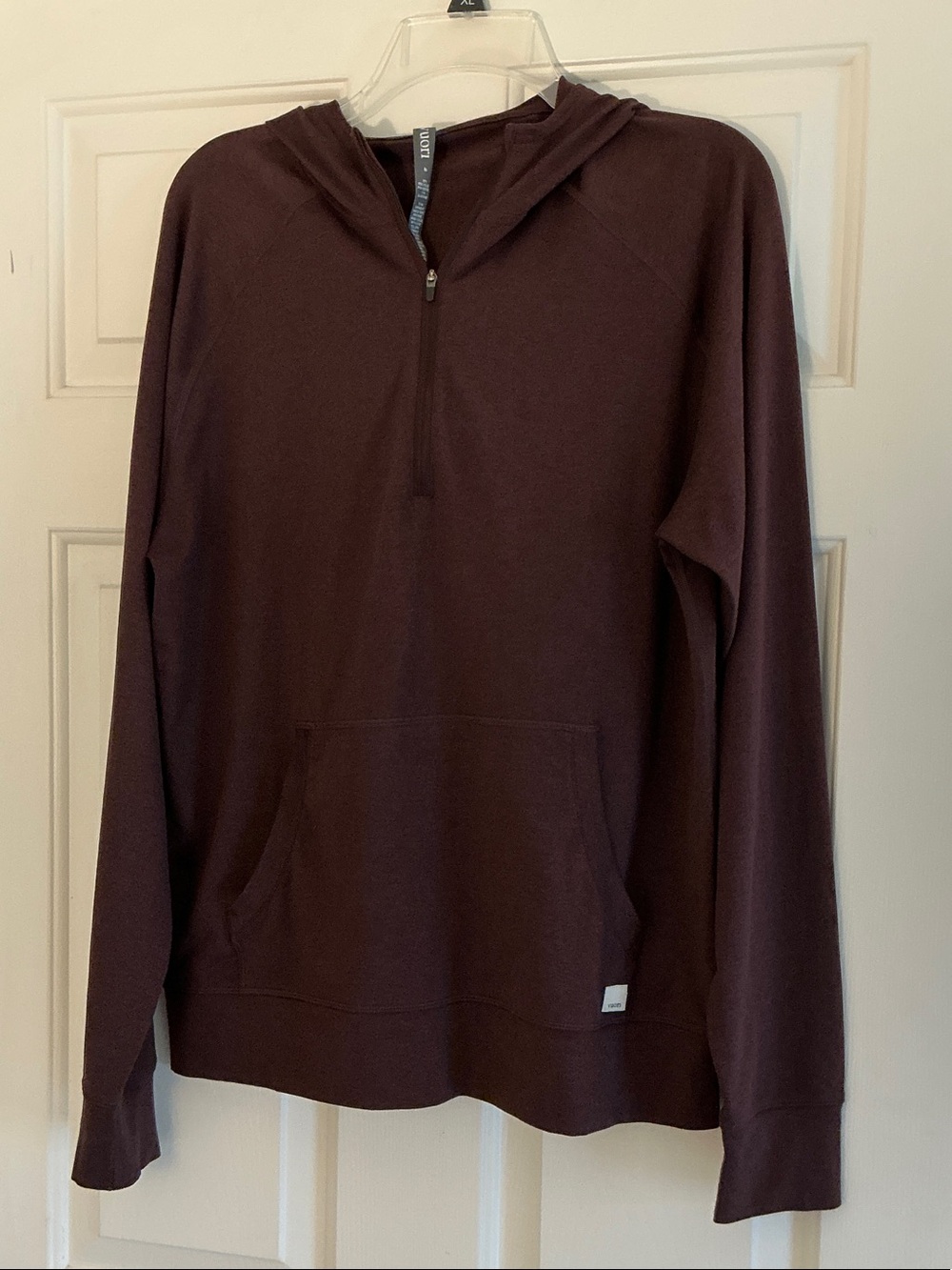 Vuori Men’s Ponto Performance Half Zip Hoodie Brown size Medium